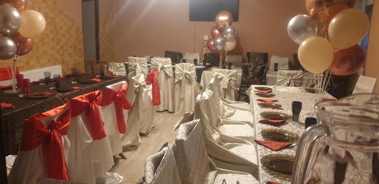 Casa De Vacanta Emd Eselnita Luaran gambar