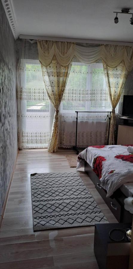Casa De Vacanta Emd Eselnita Luaran gambar